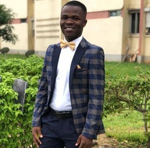 Meet your Posher, Savant